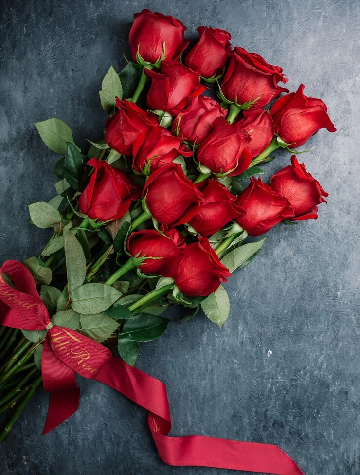 Ramo de rosas, una de las flores más representativas de mayo